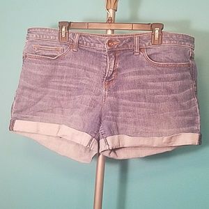 Mid-rise Jean Shorts